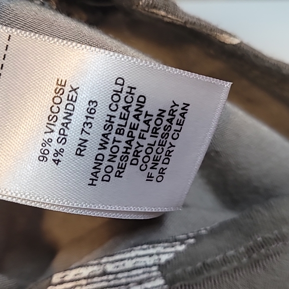 Cable and Gauge top nwot - Picture 3 of 3